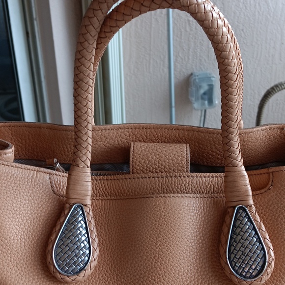 Ladies BrightonHandbag - Picture 3 of 13